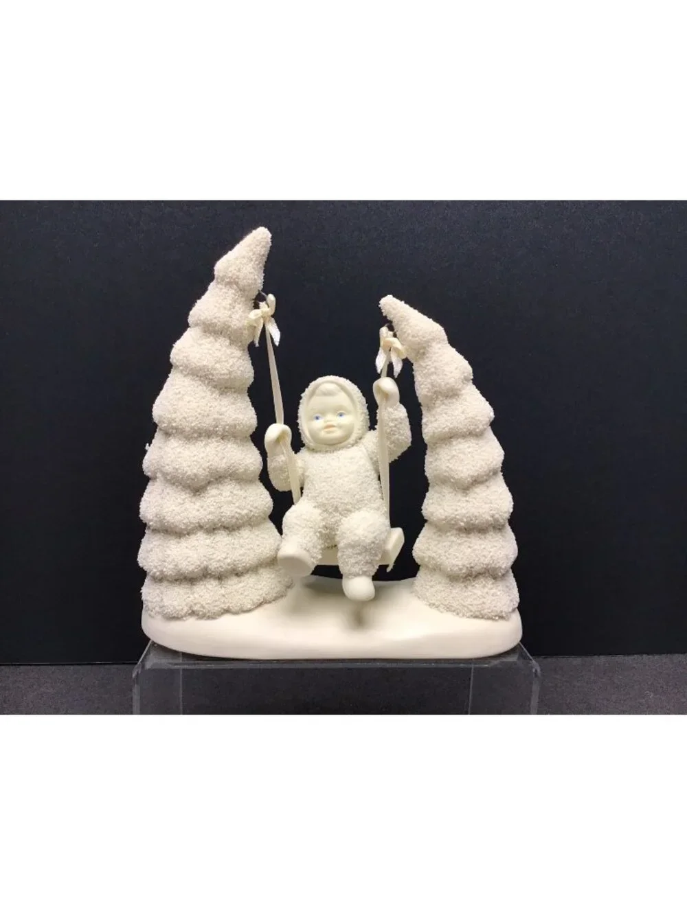 Snowbabies Dept 56 “When The Bough Breaks”  w/Box  Swinging 2001 Retired